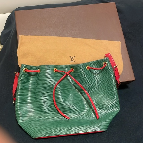 Louis Vuitton Petit Noe Epi Leather Green/Red Shoulder Bag - Picture 15 of 15